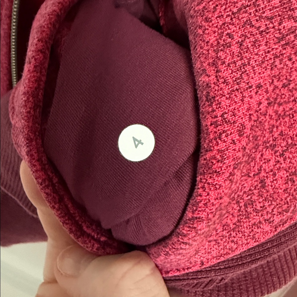 Lululemon Scuba - Picture 5 of 6